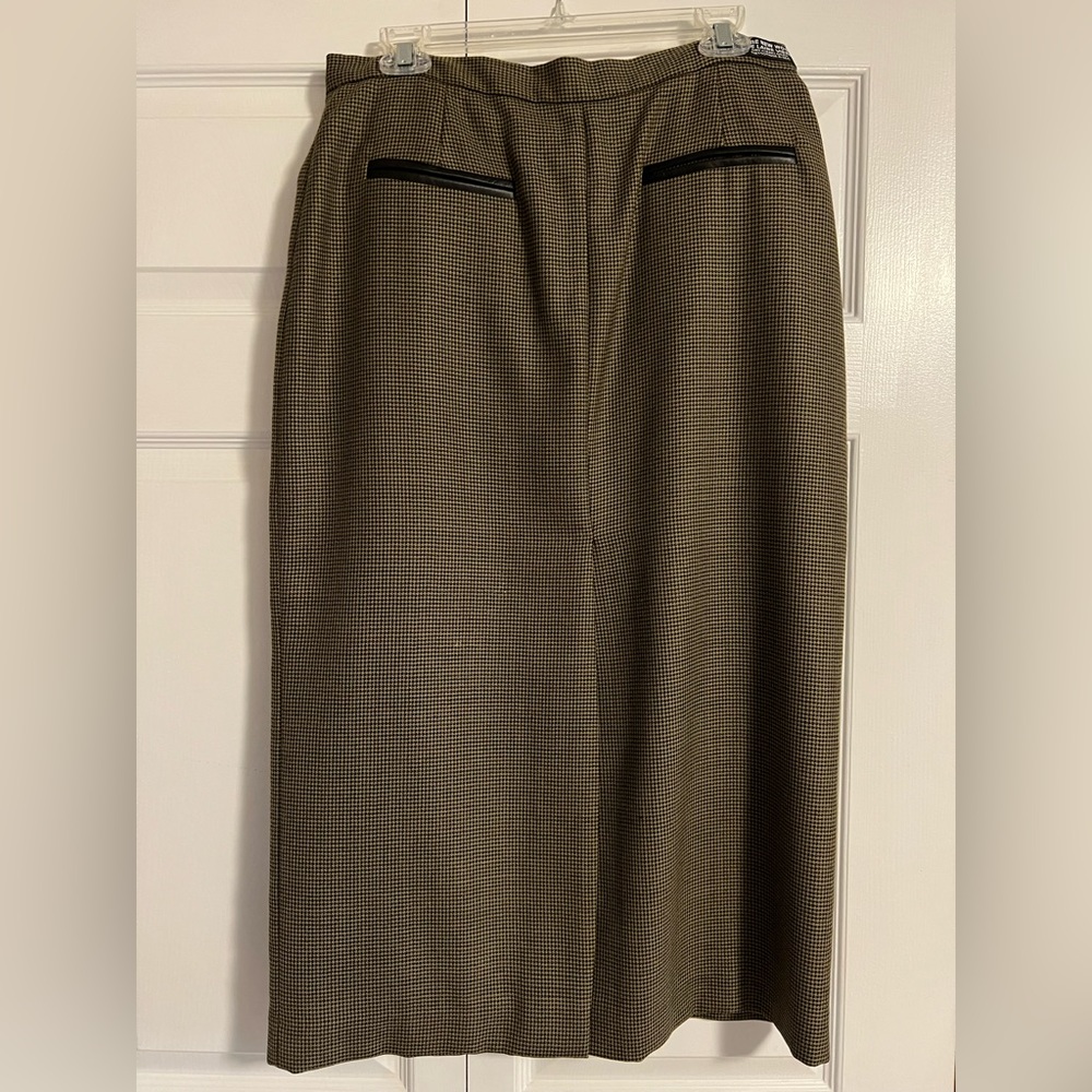 Vintage Houndstooth Wool Skirt - Made in Canada NWT
